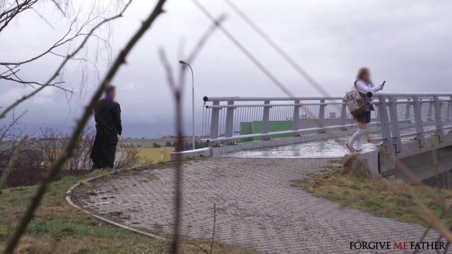 Случайная встреча с симпатичной молодой девушкой закончилась горячим сексом #1